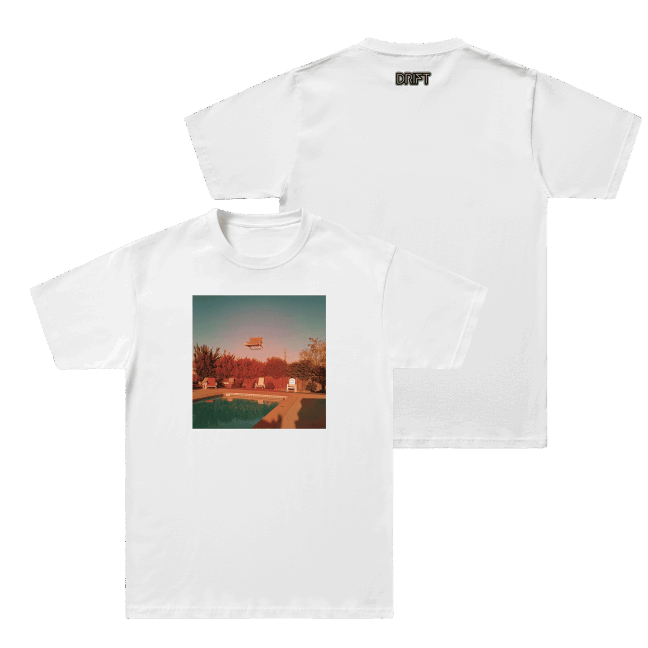 T-SHIRT - AT THE PARTY